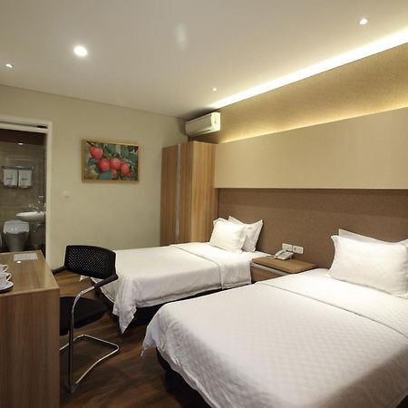 Hotel Dago 207 Bandung Esterno foto